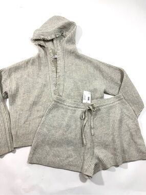 Intermix Caitlin Cropped Hoodie & Minnie Shorts Neutral Loungewear